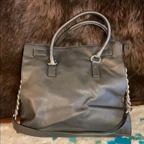 Michael Kors purse (3500) - Picture 6 of 9